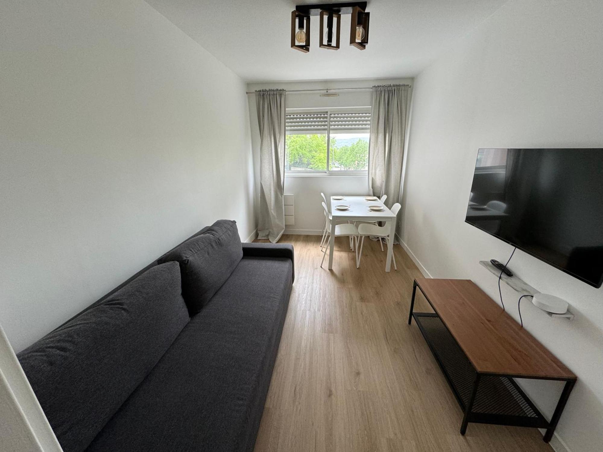 Studio Grigny Grigny  Екстериор снимка